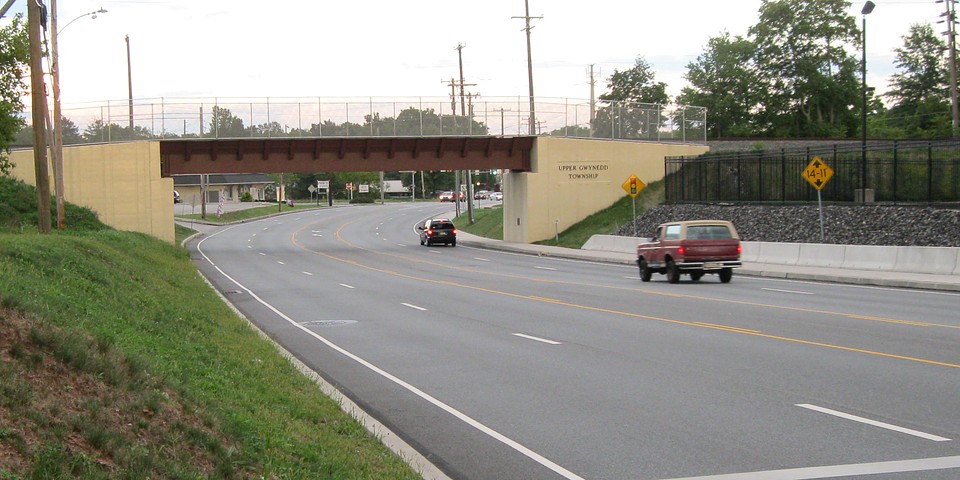 Bridge over Sumneytown Pike in Upper Gwynedd