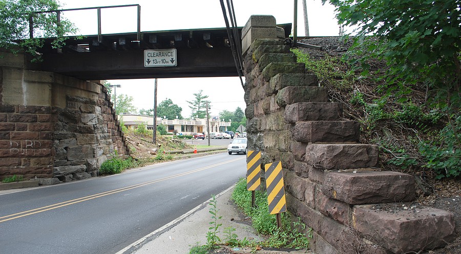 RR Bridge over Sumneytown Pike